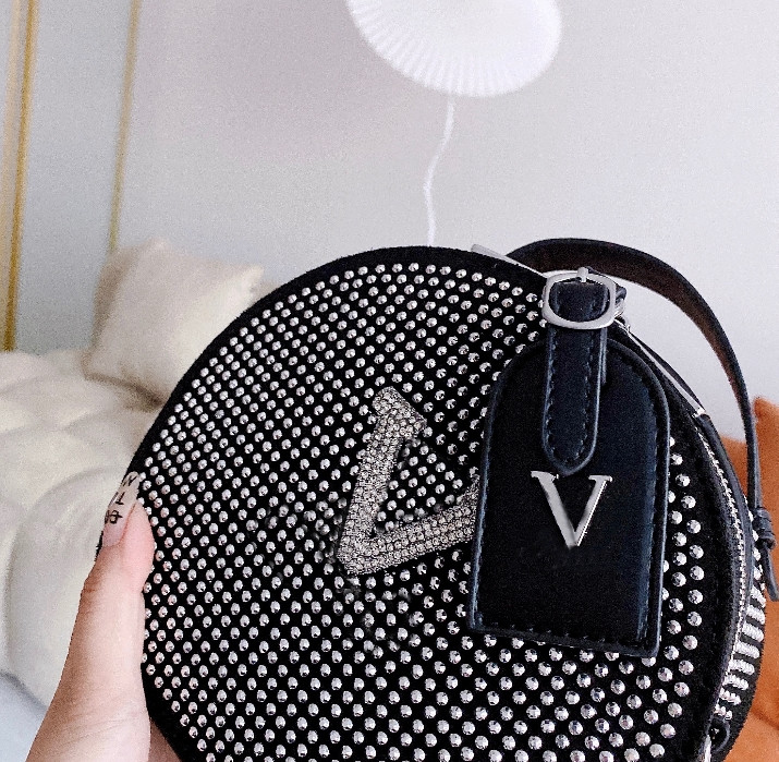 

Luxury design Round One Shoulder Crossbody Bag Fashion rounded bags diamond glitter rounding cake bag women's handbag, White