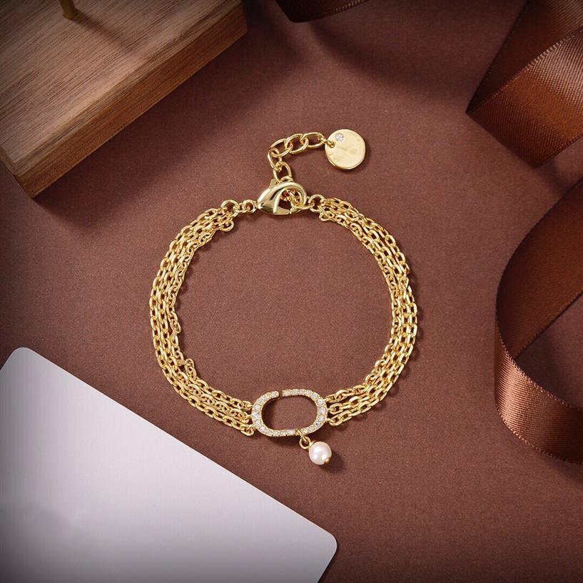 C Bracelets de charme de créateur femme d lien metal link bracelets dames chain mode bijoux luxe avec lettres di ddddd252b