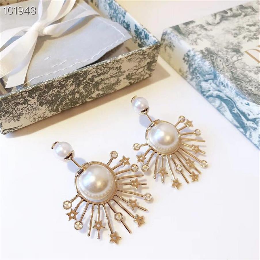 Tribales en cuivre Copper Crystal Sun Flower Star Charm Boucles d'oreilles de goujon de perle blanc pour femmes bijoux294n