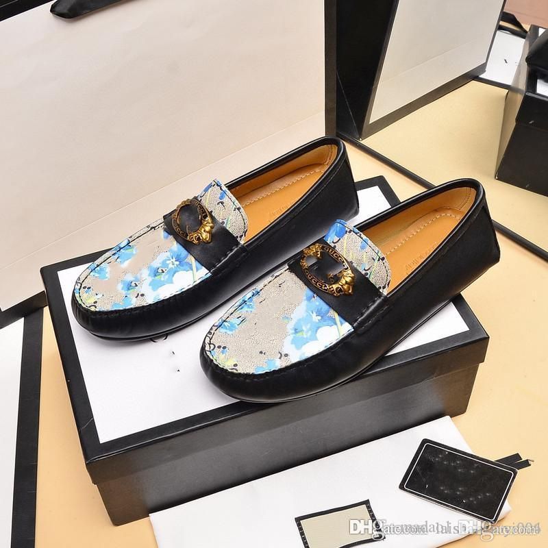 4A 61 style 2022 Luxury Mens Dress Shoes Designer Womens Classic Horsebit Metal Buckle Letter Printed Suede Velvet Wedding Shoe Fashion Party Loa
