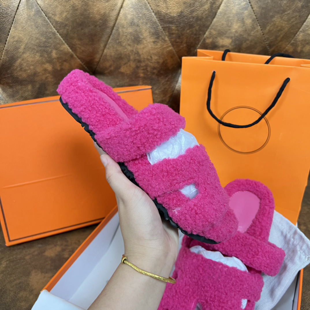 

2023 Slippers H letter warm slides brand luxury trendy fleee women sandals Wool Sandal Winter Soft Fur Furry home indoor, Hms8176