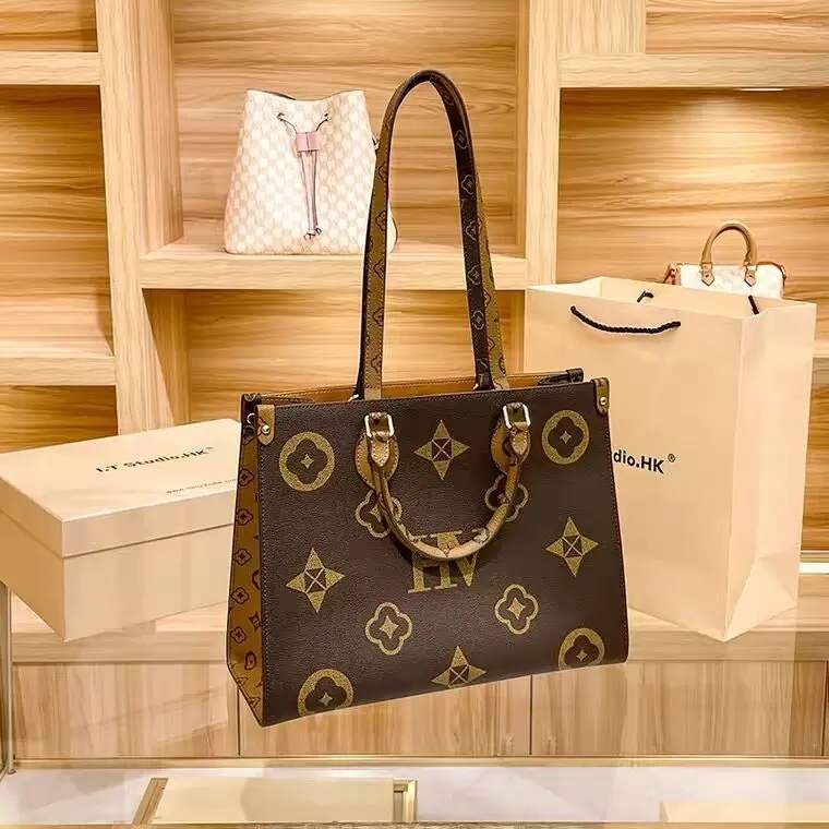 

2022 viutont womens Designers bag Luxurys handbags High Quality Ladies Chain Shoulder Bag Patent Leather Cross body Bags, Don't shoot!