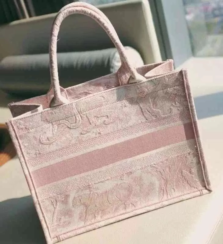 

2022 Handbag Shopping Bag Luxury Wallets Practical Large Capacity Jacquard Embroidered Tiger Designer Travel Bag Various Animal Flower Pattern Color Aaa Quality, Empty box only