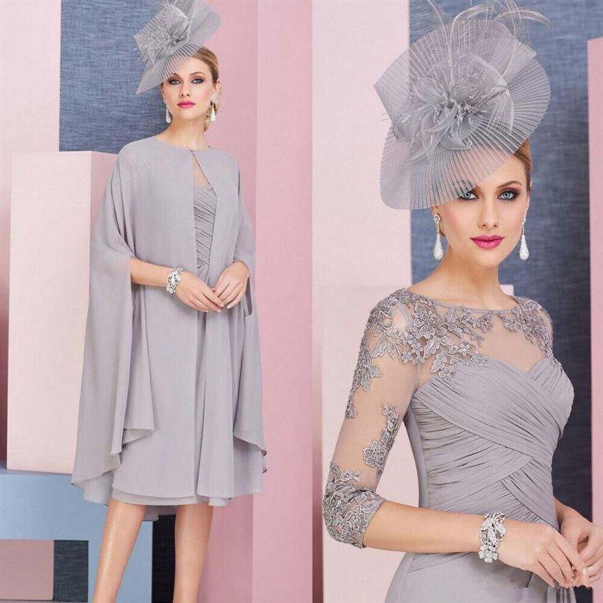 Élégant genou en mousseline de soie mère des robes de mariée avec des robes de soirée formelles appliquées en dentelle cape