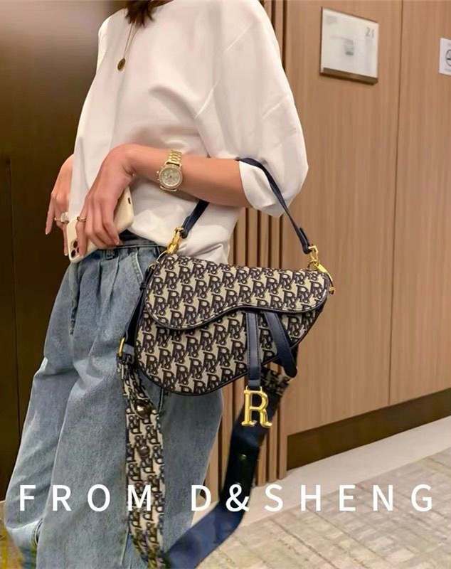 

High Quality womens bags Designer women leather handbags Flap 41581 Luxury shoulder bag female Brown flower ladies brand imitation handbag dies wallets letter