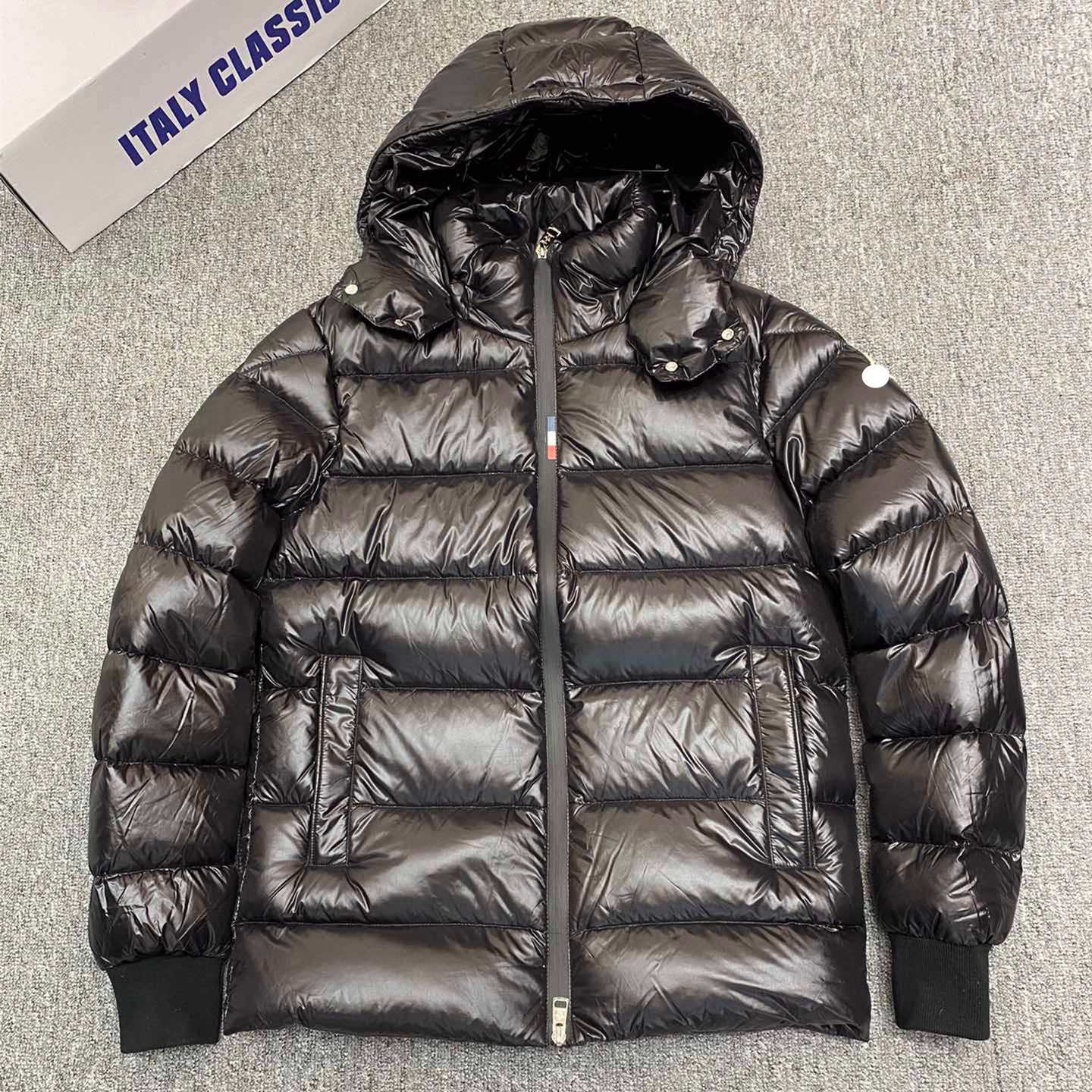Designer Down Jacket For Men Puffer Winter Nylon Coat Zipped Pockets Parkas Size S-2XL