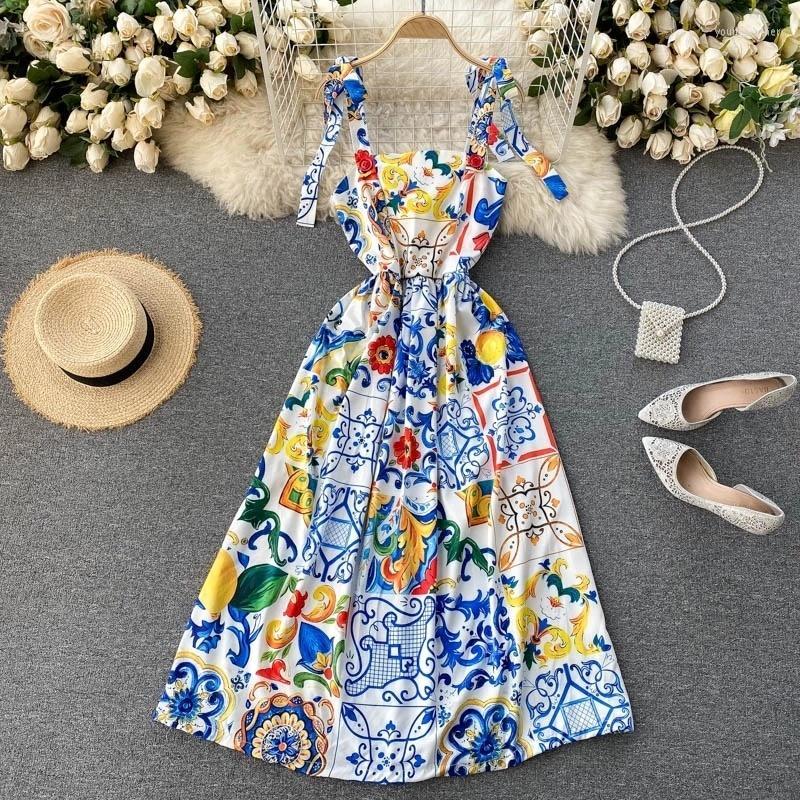 Robes décontractées mode piste robe d'été 2022 femmes Spaghetti sangle dos nu bleu et blanc porcelaine imprimé fleuri longue