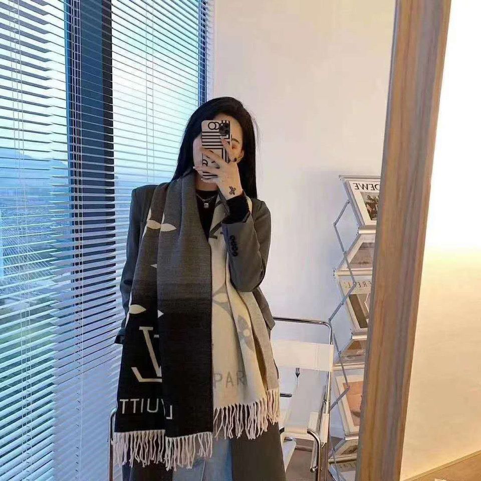 Black and gray all-match double-sided cashmere gradient scarf ladies shawl autumn and winter warm scarf length 180 cm