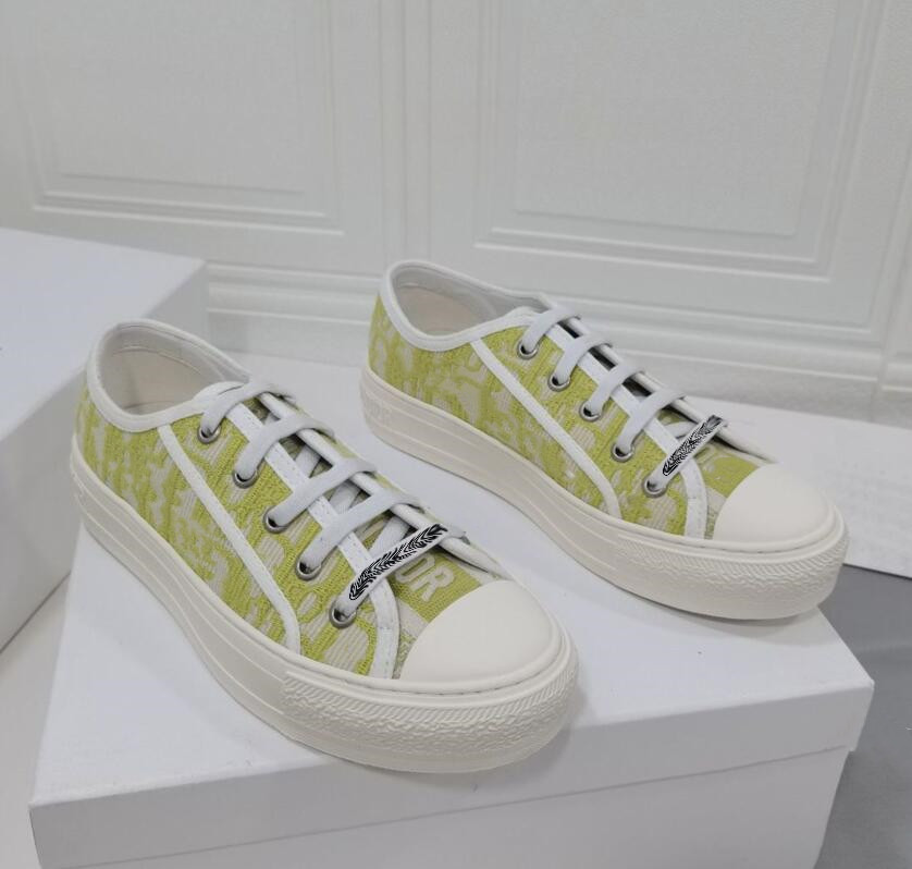 

Fashion Women's Dress shoes Ladies breathable sneakers Top Quality Shoe Woman casual comfortable embroidery shoes D0456, 10