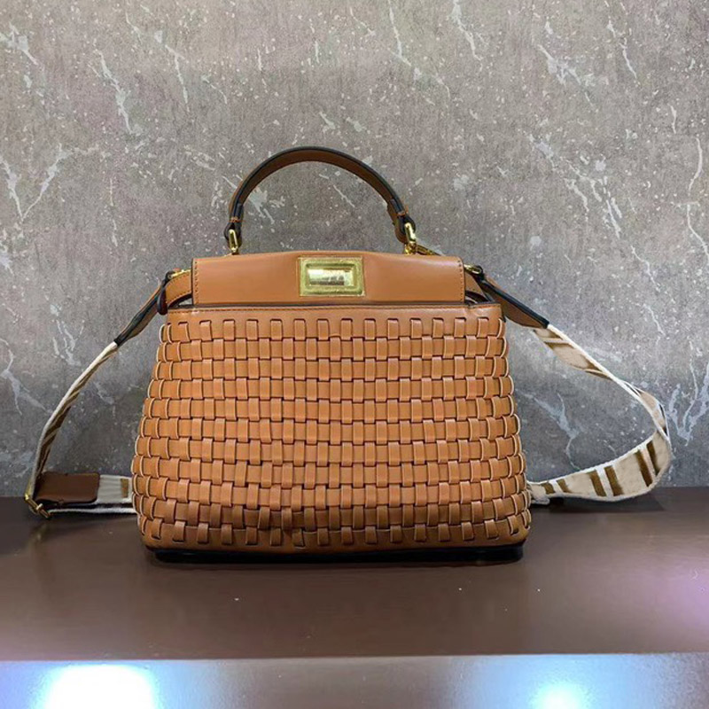 

Luxury saddle crossbody Fendyity Bags For Womens Multicolor Fendace Handbags Designer Sling baguette The Tote Bag Fends purses Woman 7A High Quality Wallet UN05