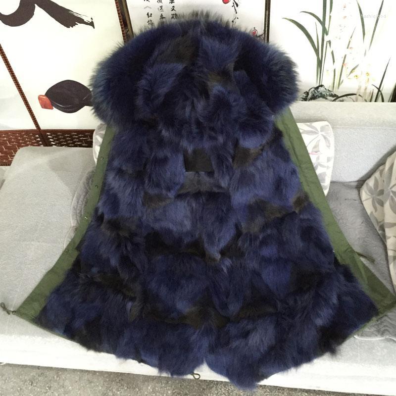 Fourrure féminine fausse parka chaude épaisse chaude et gris de collier de raton laveur avec une longue veste doublée bleue