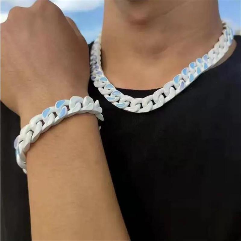 

Luxury jewelry Bracelets Necklaces Chain Mens Women Fashion Engraved Flower Colored Enamel cuban link Stainless steel lovers gift
