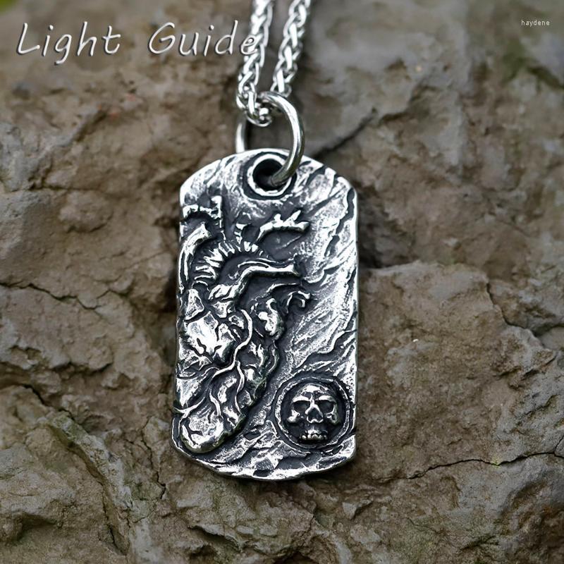 

Pendant Necklaces Men's 316L Stainless-steel Vintage Sacred Heart And Domineering Skull Necklace Jewelry Gift
