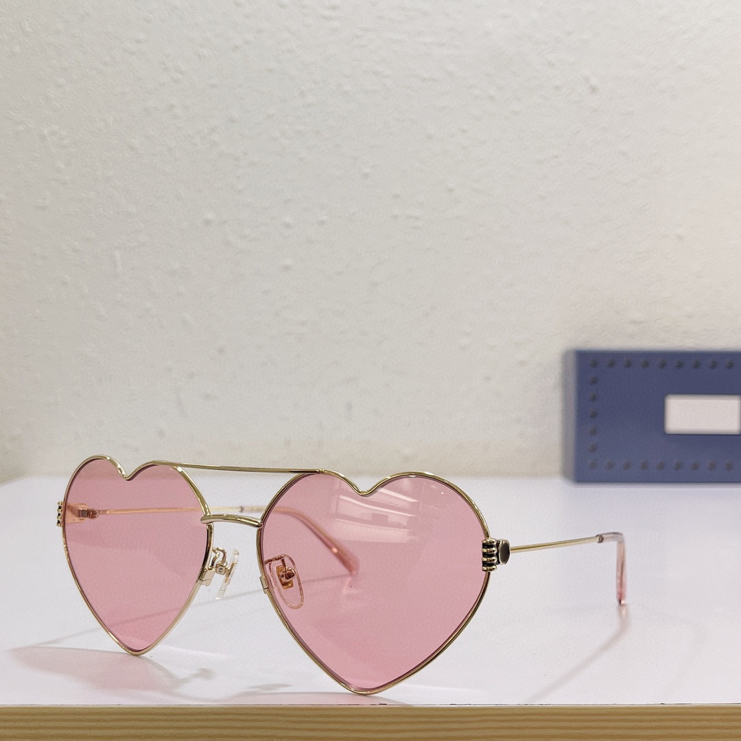 Womens Sunglasses For Women Men Sun Glasses Mens 1283 Fashion Style Protects Eyes Random Box