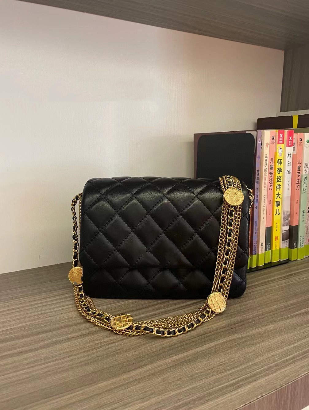 

famous designer classic Baguette Shoulder Sling Bags With Letter Embroidery Tote Women Medium Designer Underarm Flap Handbags Brown Purses Clutch Crossbody Bag, Bubble bag
