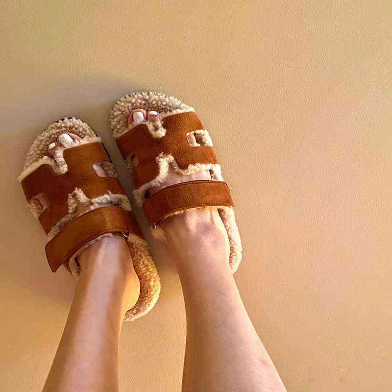 

Herme Designer Slippers Chypre Sandals 2022 autumn and winter Vintage Maomao second uncle shoes women's warm thick soled Velcro open toe flip flops, Brown (suede leather)