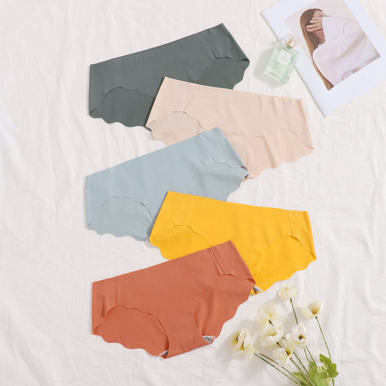 

Women' Panties suitable for all seasons Ice silk antibacterial breathable seamless comfortable hip lifting underwear C950