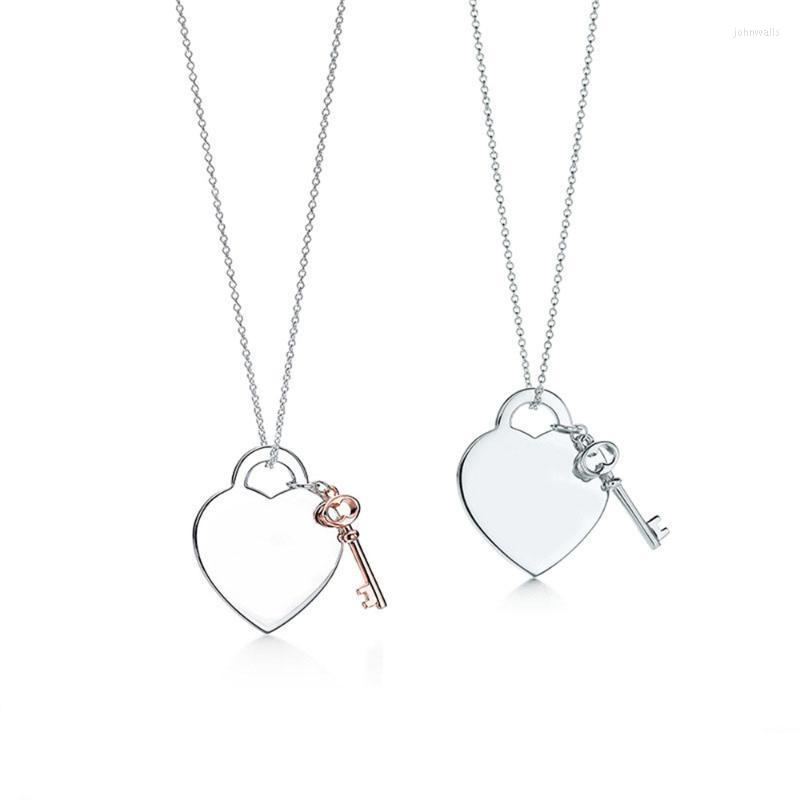 

Pendant Necklaces Sterling Silver Luxury European And American Style Classic Love Key Necklace Female Christmas GiftPendant