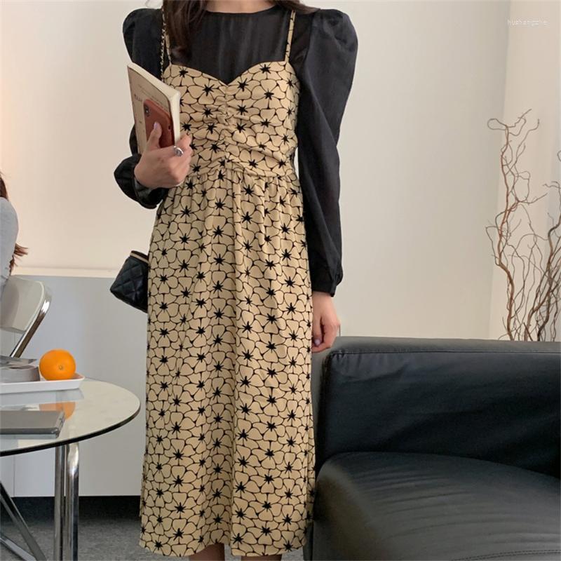

Work Dresses Gentle Retro Minimalist Women Two Pieces Sets Puff Sleeve Sweet Blouses Autumn Velvet Florals Slim Casual Slip, Apricot tops