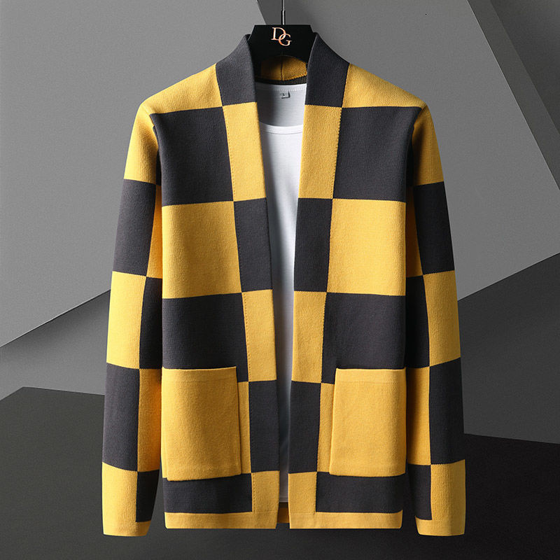 

Men's Jackets British Style Autumn Knitted Cardigan Sweater Trend Brand Fashion Plaid Cardigan Coat Men Leisure Yellow Blue Mens Sweaters 220826
