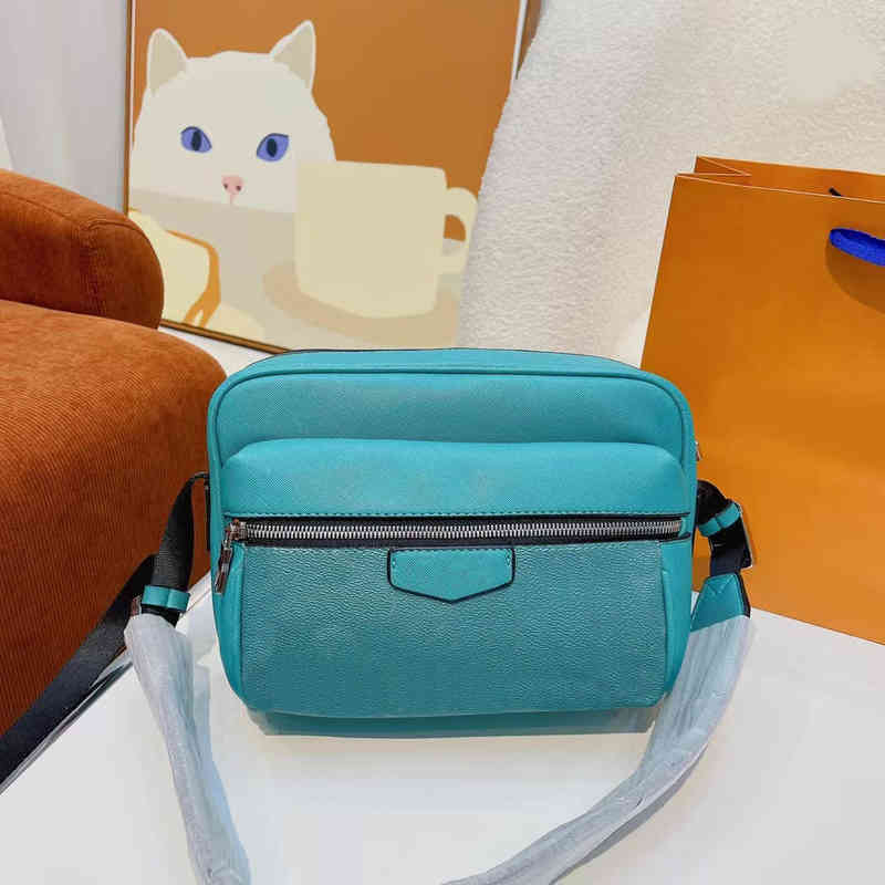 

Luxury Men Messenger Bags Classic Zipper Shoulder Crossbody Bags Leather Print Handbag Mobile Phone Designer Women Sports Day Packs 220829, Blue