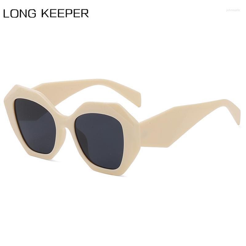 

Sunglasses Trendy Fashion Women Sun Glasses Vintage Personality Female Outdoor UV400 Protection Goggles Gafas De SolSunglasses