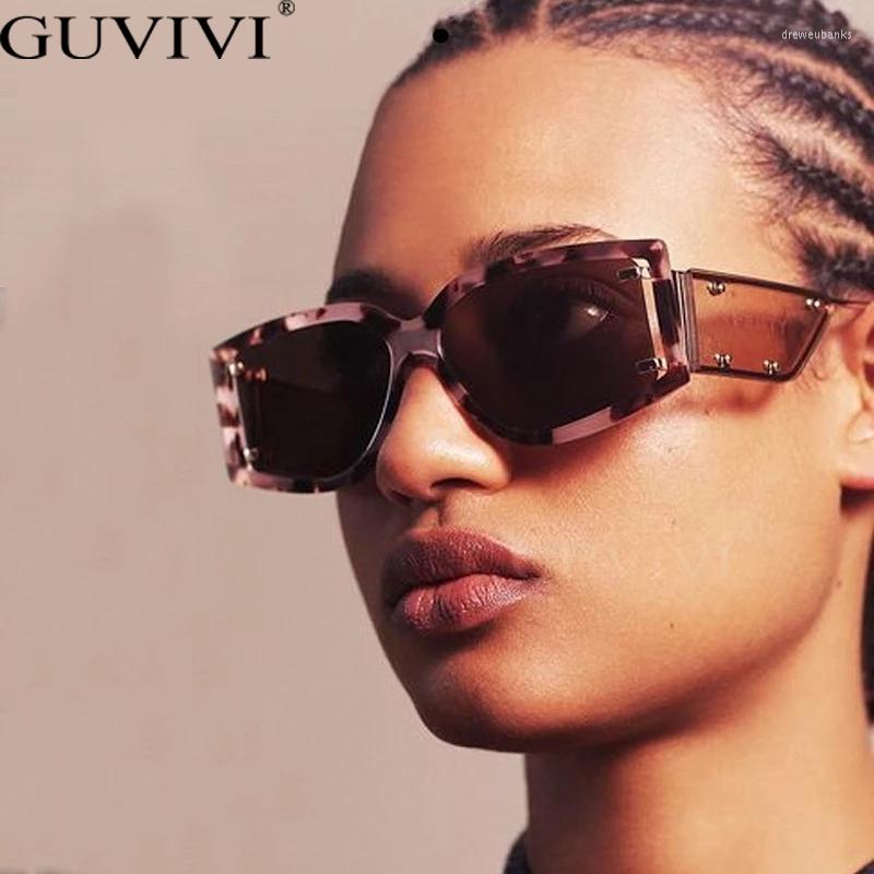 

Sunglasses Women Punk Small Frame Rivets Rectangular Retro Eyeglasses Candy Color Gradient Sunscreen Glasses UV400Sunglasses