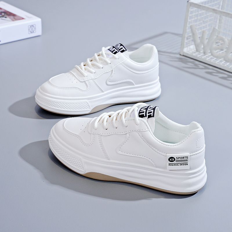 

Casual white student board shoes high quality good size 35-40, Blue