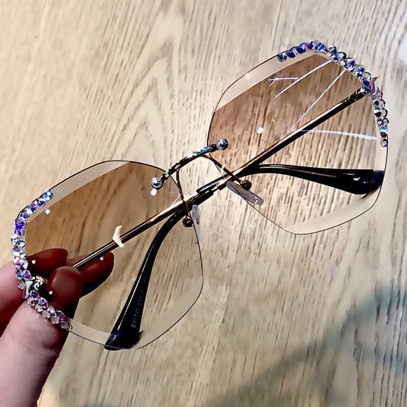 

Sunglasses Fashion Vintage Square Rhinestones For Women 2022 Trendy Design Diamond-cut Crystal Gradient SunglassesSunglassesSunglasses