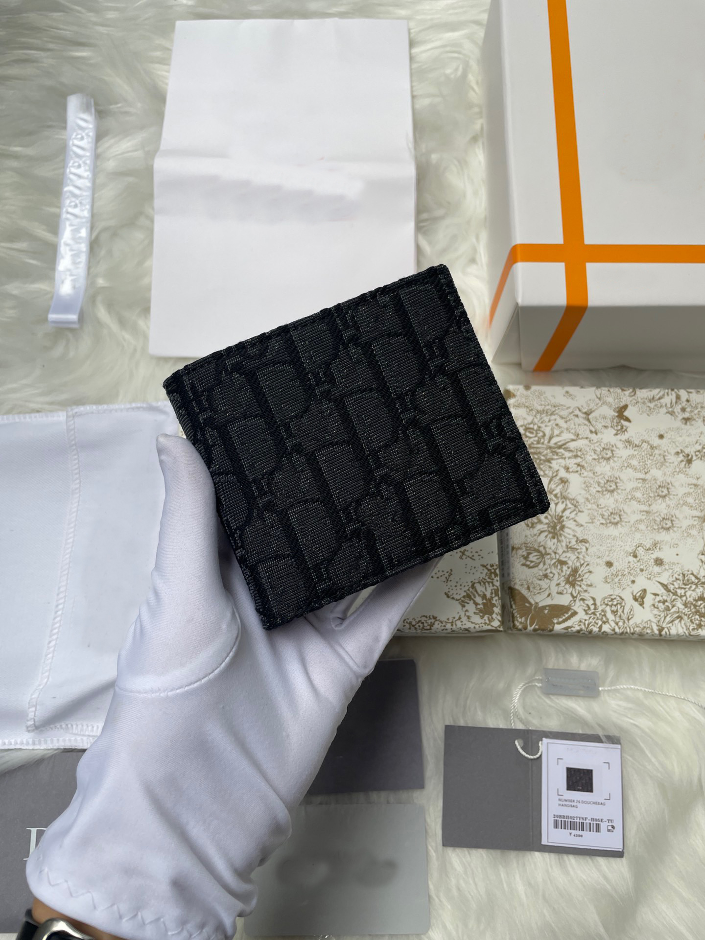 

Fashion Women's Handbags New Wallet Europe and the United States d Brand Small Short 30% Off Student Korean Version Zero Women Card Foreskin Clip Mans 08