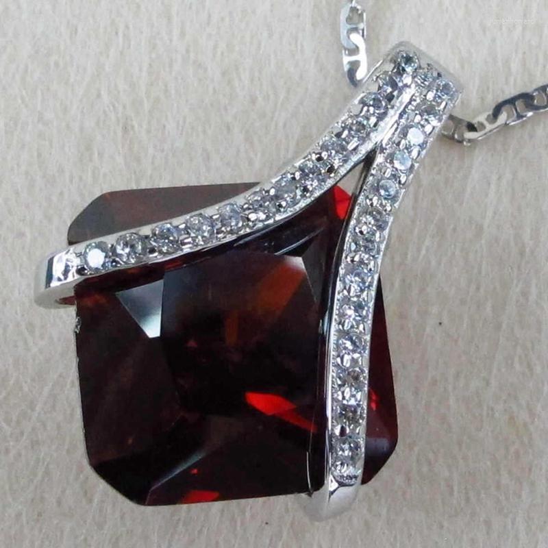 

Pendant Necklaces Punk Wedding Pendants Charms Christmas For Jewelry & Accessories Morganite Red Cubic Zirconia Rhodium Plated R902 R903