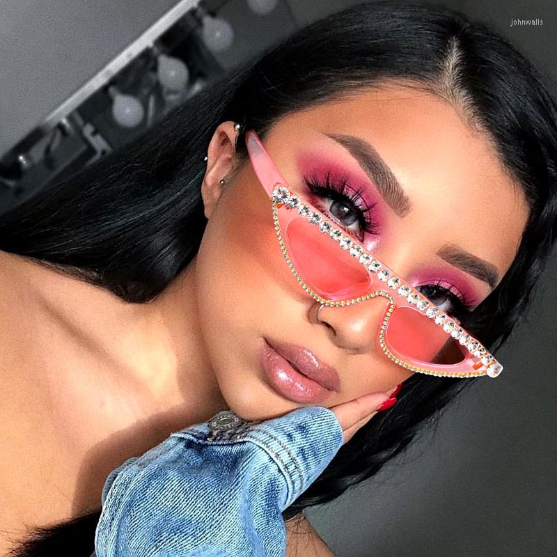 

Sunglasses Cat Eye Diamond Crystal Sun Glasses UV400 Summer Shades Black Red Small Women Eyewear Luxury Gafas DeSunglasses
