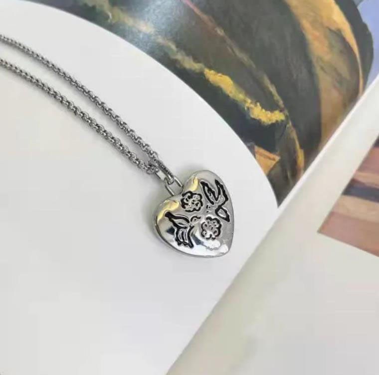 

Double skull necklace with a heart designer jewelry necklaces gold chain luxury heart for mens womens bijoux -1