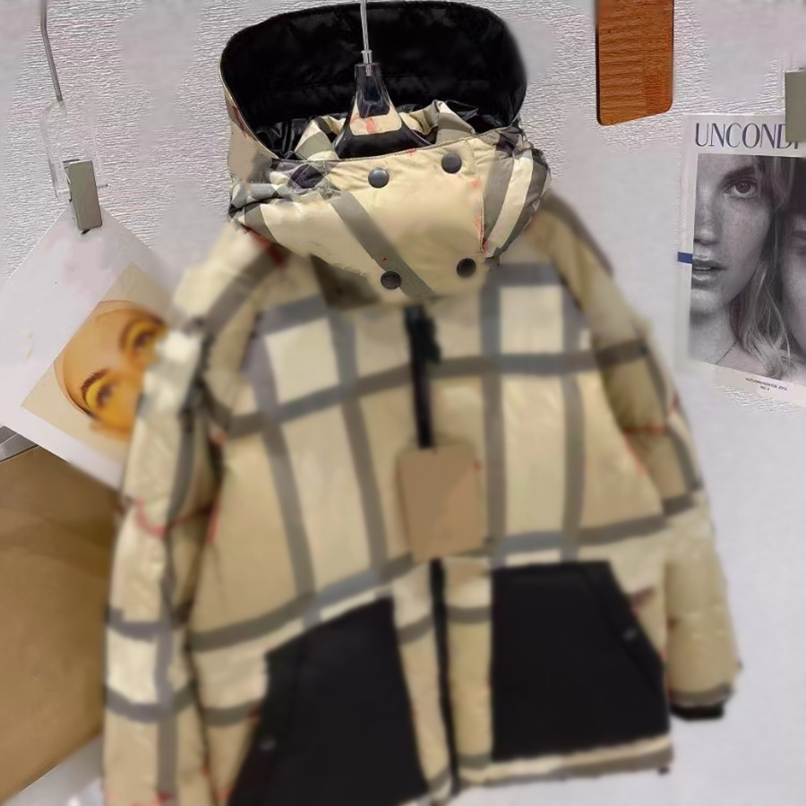 

Designer Down Jacket For Women Black Cropped Logo Puffer Winter Coat Elasticated Cuffs, Jakcet dustbag