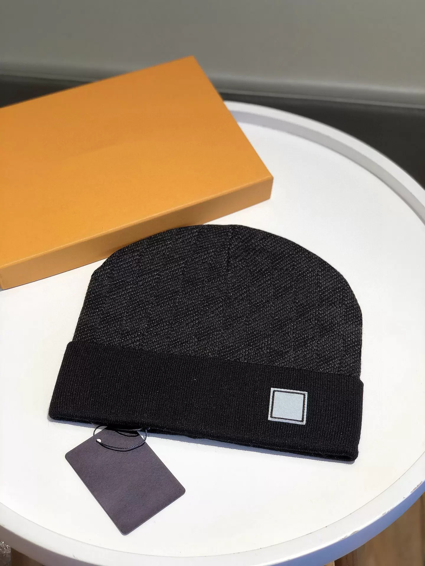 Fashin designer beanie sport cotton knitted hat men skull caps fitted hats classic triangle letter printed wool beanies snapbacks 6colors casual