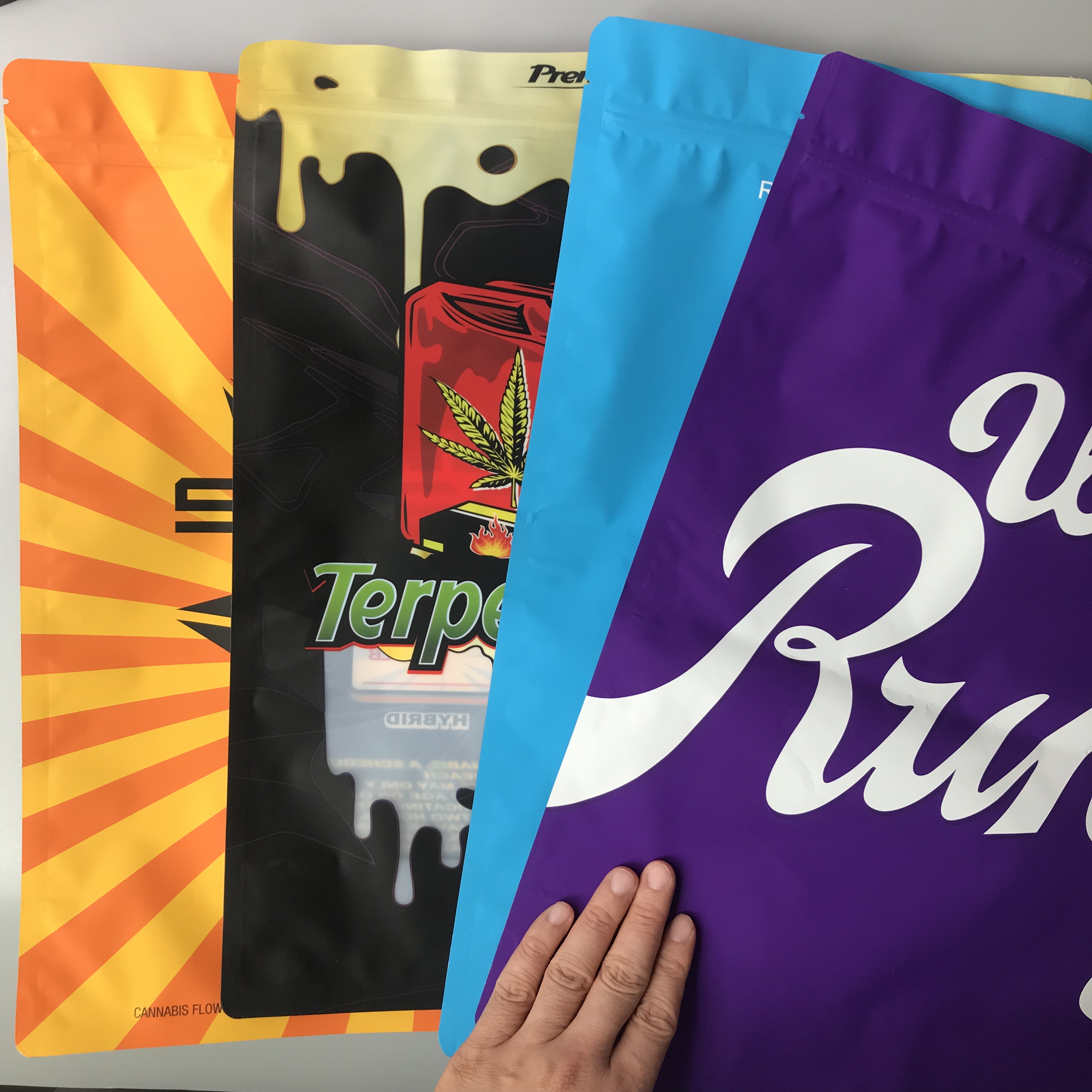 

2022 1 lb bag Newest New BAG Packing Pie Co 1 Packaging Smell Proof Bags Vape for Dry mylar Zipper Just Plusher pouch Runtz Jokesup