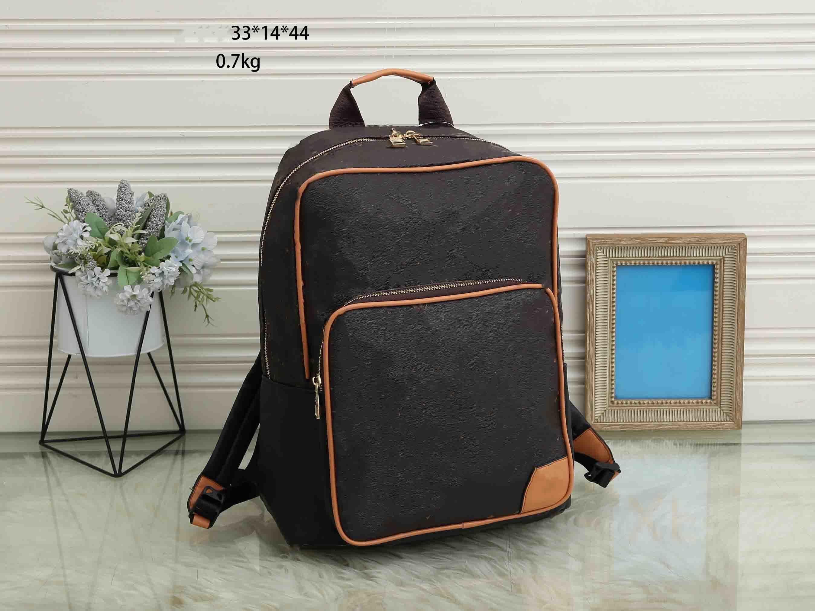 

Duffel Backpack Handbag Style Men Leather Backpacks Classic Brown Flower Designer Fashion Shoulder Bag Purse Women Travel School Bags Man
