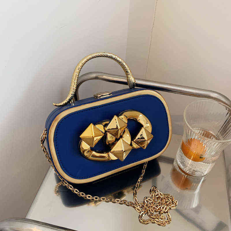 Élégant métal poignée de transport soirée boîte pochette femmes 2022 luxe rétro fête de mariage sac à main dames sac à bandoulière nouveau concep