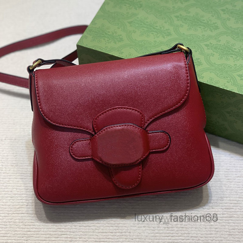 

Shoulder Bags Designer Small Postman Bag Women Flap Crobody Handbag Leather Flip Over Wallet Adjustable Shoulder Strap Letter g Multiple Col, Red