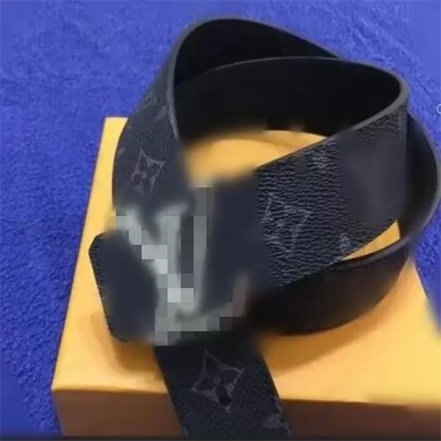 

2021 High quality womens belt mens belts inlaid diamond pearl bronze metal buckle sports leisure fashion women Waistband free delivery Width3.8cm, No boxs