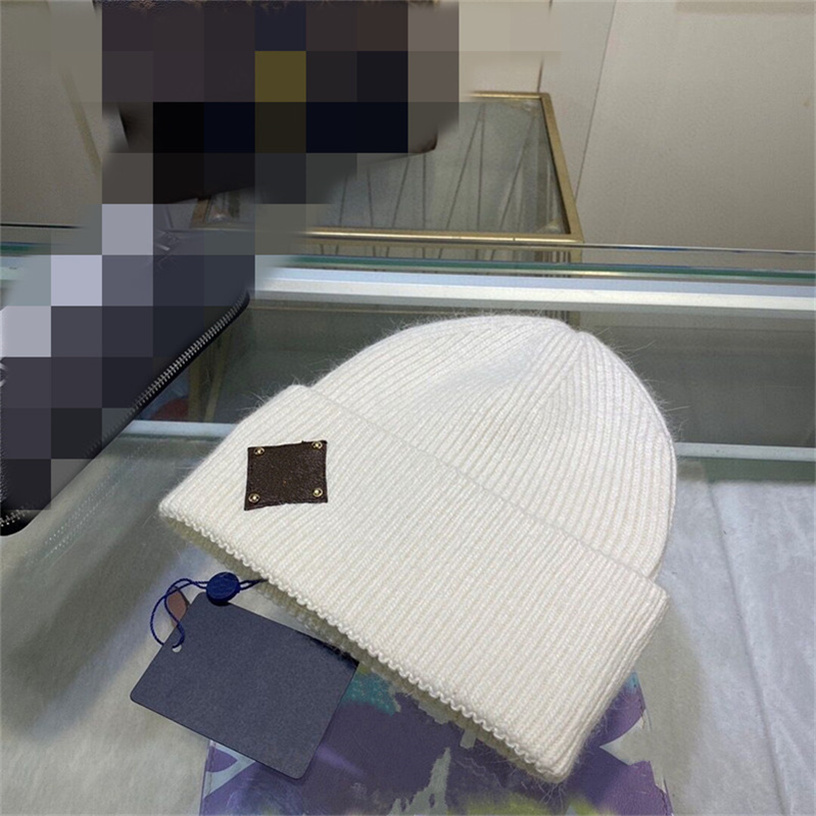 

2022 Top Skull Caps Fashion Knitted Beanie Cap Good Texture Cool Hat for Man Woman 8 Colors