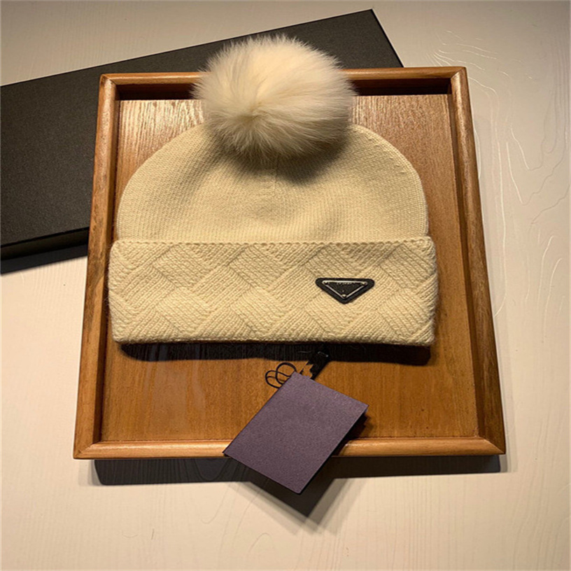 

Designer Knitted Beanie Hat Winter Women's Skull Caps Warm Couple Lovers Acne Hats Street Hip-hop Wool Cap