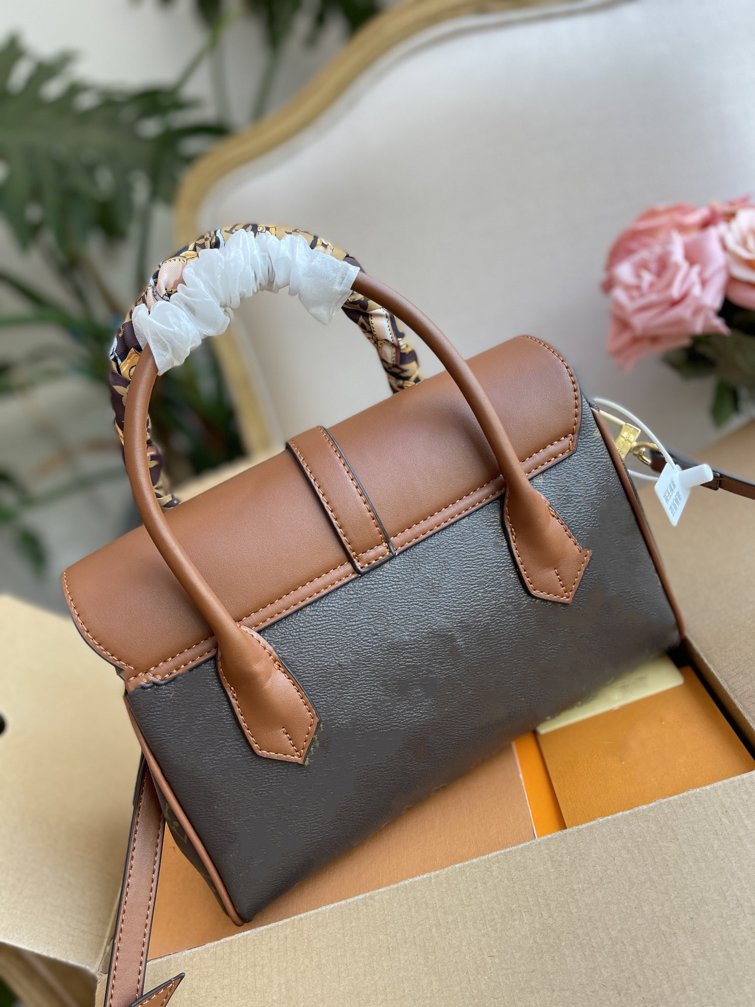 

22ss Classic Postman Bags Online Popular Handbag Totes Fashion designer bags Shopping Satchels Top Quality Pu Leather Crossbody Messenger Bag Luxury, Size 24cm