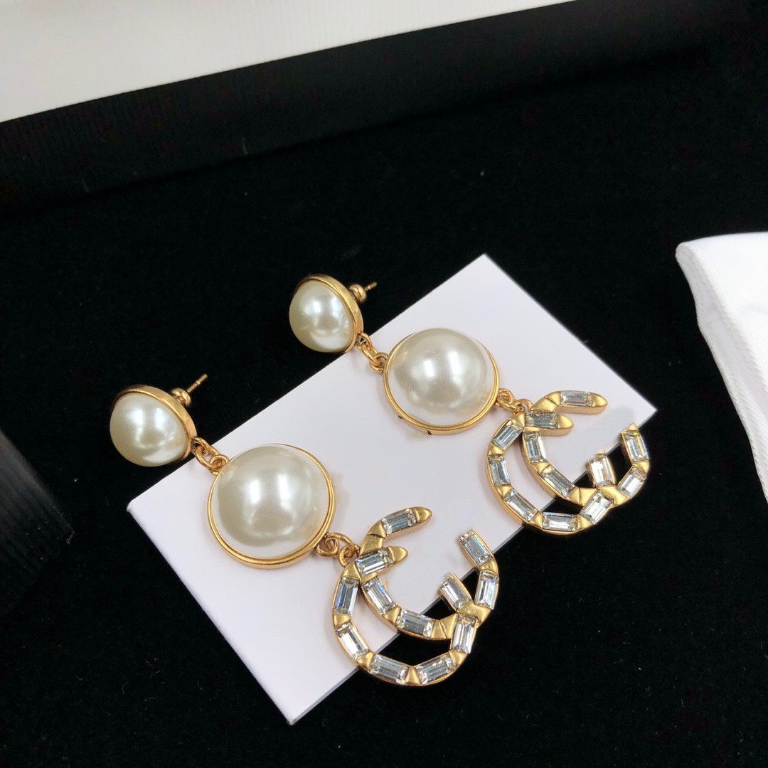 

Fashion Ladies Designer Studs Brand Designer Earrings Wedding Party Jewelry0