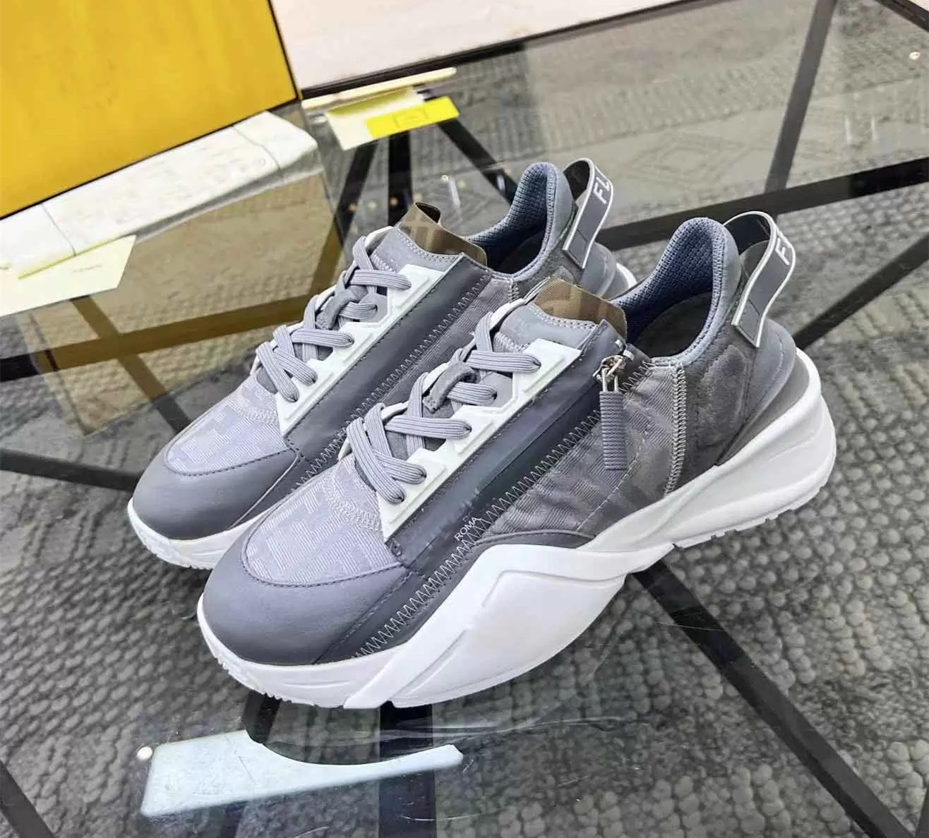 

Fashion Designer Men FLOW Sneakers Shoes Comfort Casual Men's Sports Zipper Rubber Runner Sole Skateboard Walking Tech Fabrics Outdoor Trainer EU38-46, 20