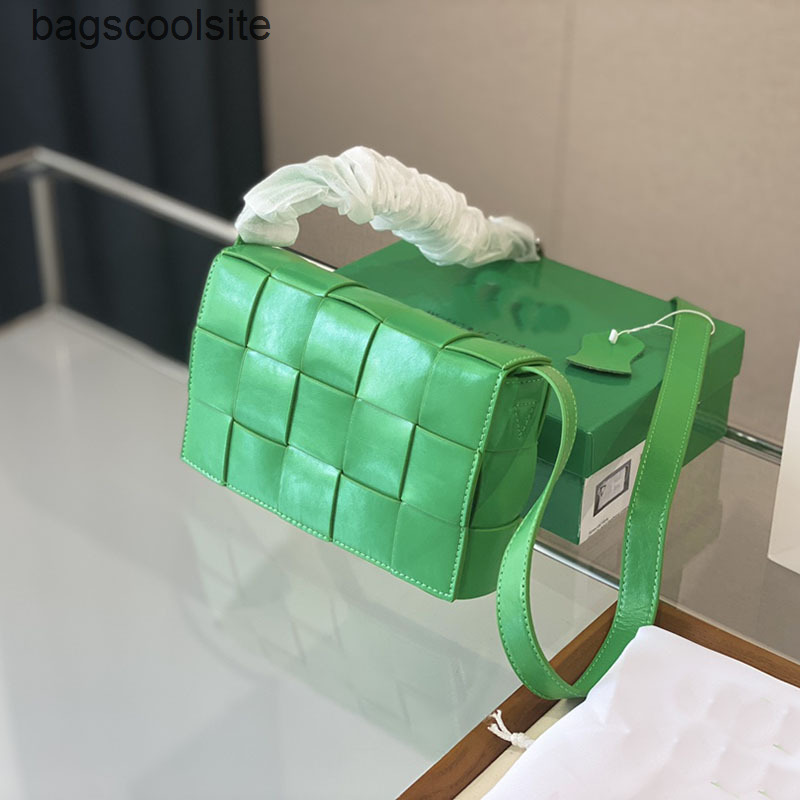 

Bag Small Venetas Wax Bottegas Triangle Woven Designer Square 2022 Oil Mona Cowhide Same Bags Messenger Kuxm, Blue