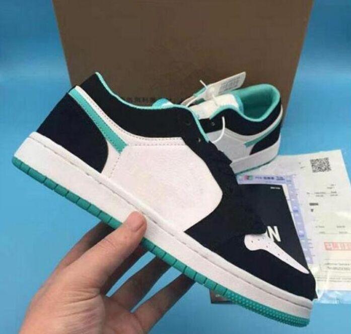 

High quality Designer Black White Casual Shoes Low University Blue Mens Skate Sports Sneakers Womens Running shoes Trainers -44 jk1, A1