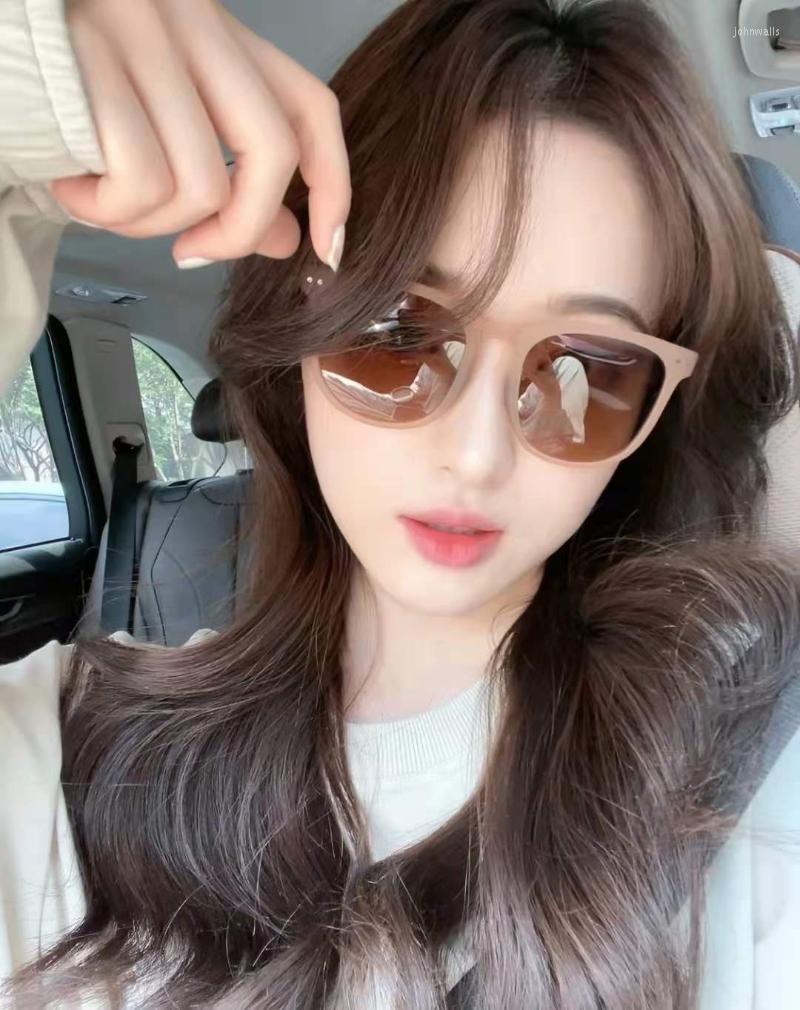 

Sunglasses Fashionable And Folding Easy To Store Necessary