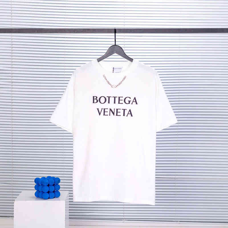

Designer t Shirt Bv's Classic Brand Bottega Ven 2022 New Bv Green Triangle Letter Necklace Short Sleeve Casual Men and Women Loose T-shirt, White