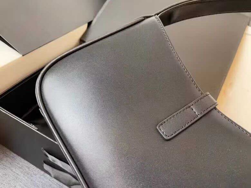 

2023 designer bags brand fashion belts messenger shoulder bag classic quality wallet back design for double Underarm leathe, Black